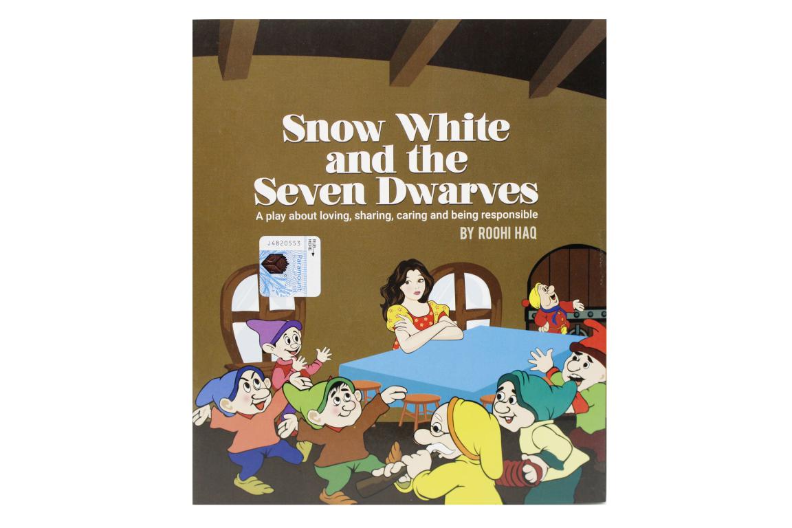 Snow White And The Seven Dwarves Reader And Story Book